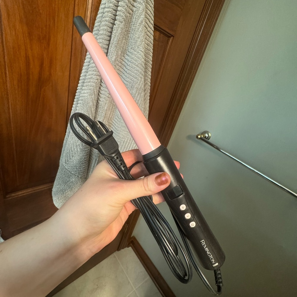 Remington Pink Curling Wand